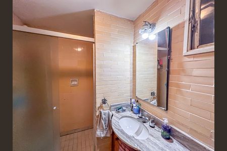 Apartamento à venda com 221m², 4 quartos e 2 vagas