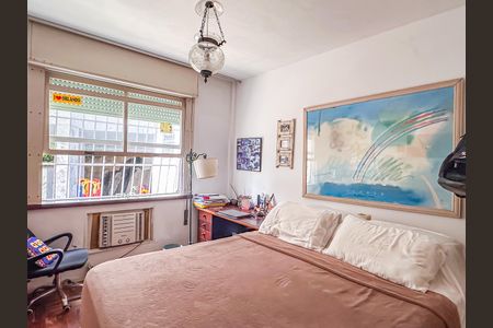 Apartamento à venda com 221m², 4 quartos e 2 vagas