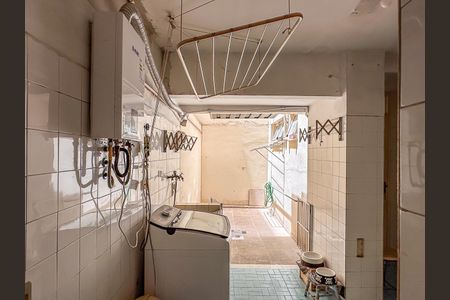 Apartamento à venda com 221m², 4 quartos e 2 vagas