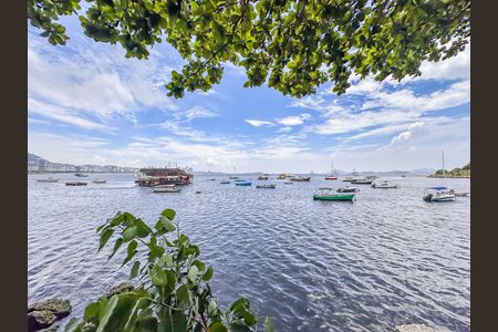 Apartamento à venda com 221m², 4 quartos e 2 vagas