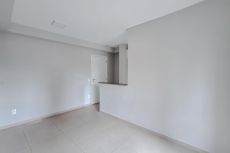 Sala de apartamento para alugar com 2 quartos, 48m² em Liberdade, São Paulo