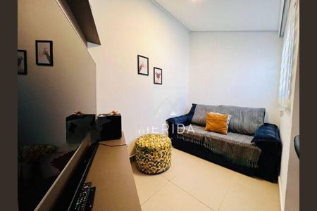 Casa à venda com 221m², 4 quartos e 3 vagas