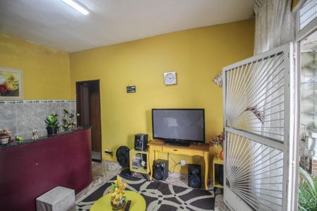 Sala de casa para alugar com 2 quartos, 48m² em Centro, Nilópolis