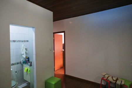Casa para alugar com 300m², 4 quartos e 3 vagas Casa para alugar com 300m², 4 quartos e 3 vagasCloset da suíte 1