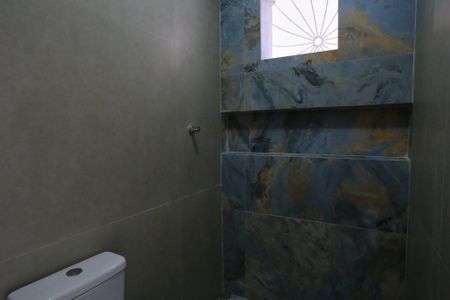 Casa para alugar com 300m², 4 quartos e 3 vagas Casa para alugar com 300m², 4 quartos e 3 vagasBanheiro da Suíte