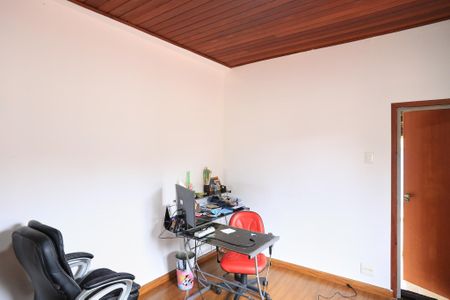 Casa para alugar com 300m², 4 quartos e 3 vagas Casa para alugar com 300m², 4 quartos e 3 vagasEscritório