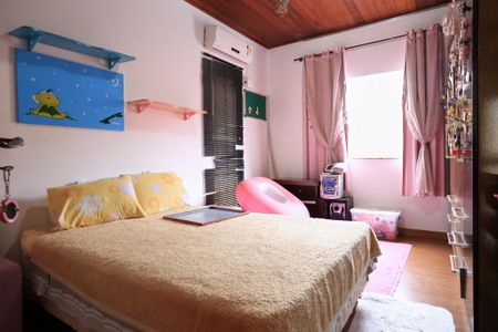 Casa para alugar com 300m², 4 quartos e 3 vagas Casa para alugar com 300m², 4 quartos e 3 vagasQuarto 1