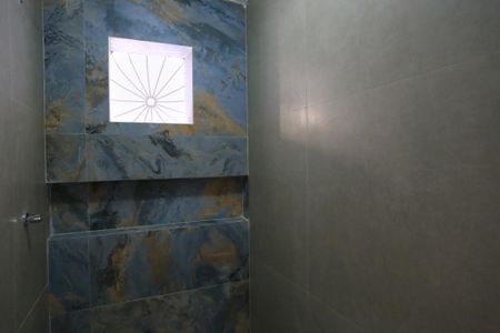 Casa para alugar com 300m², 4 quartos e 3 vagas Casa para alugar com 300m², 4 quartos e 3 vagasBanheiro da Suíte