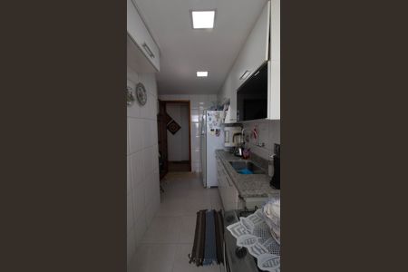 Apartamento à venda com 75m², 2 quartos e 1 vagaCozinha