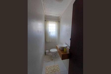 Casa à venda com 151m², 3 quartos e 2 vagas