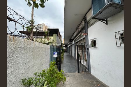 Apartamento para alugar com 56m², 2 quartos e sem vagaFachada + plaquinha