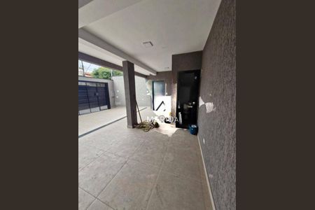 Casa à venda com 75m², 2 quartos e 3 vagas