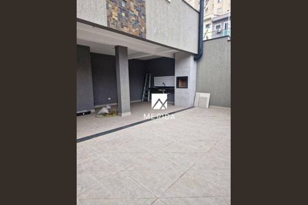 Casa à venda com 75m², 2 quartos e 3 vagas