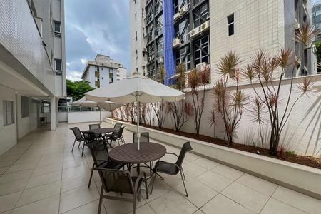 Apartamento à venda com 70m², 2 quartos e 2 vagas
