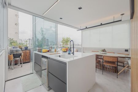 Apartamento à venda com 122m², 2 quartos e 2 vagasCozinha