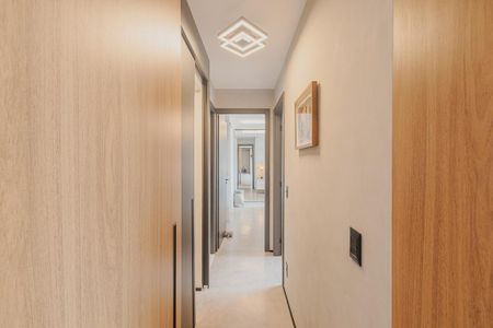 Apartamento à venda com 122m², 2 quartos e 2 vagasCorredor