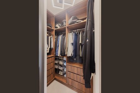 Apartamento à venda com 122m², 2 quartos e 2 vagasCloset da suíte