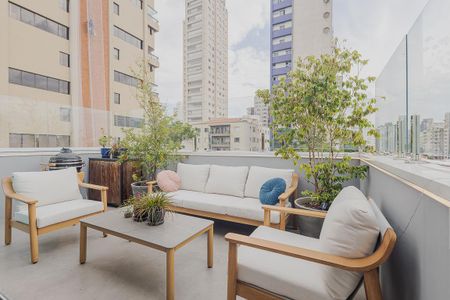Apartamento à venda com 122m², 2 quartos e 2 vagasVaranda