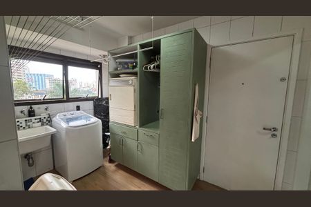 Apartamento à venda com 168m², 3 quartos e 3 vagasÁrea de Serviço