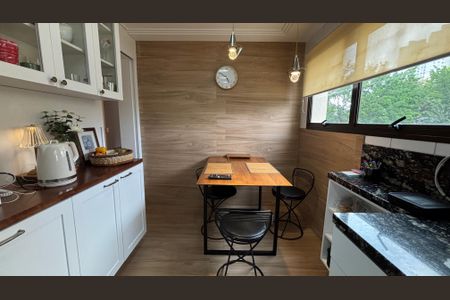 Apartamento à venda com 168m², 3 quartos e 3 vagasCozinha