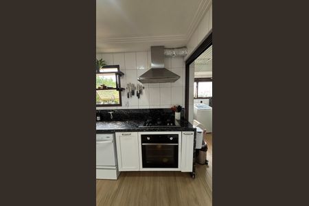 Apartamento à venda com 168m², 3 quartos e 3 vagasCozinha