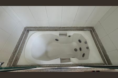 Apartamento à venda com 168m², 3 quartos e 3 vagasBanheiro da Suíte