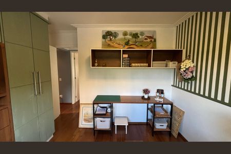 Apartamento à venda com 168m², 3 quartos e 3 vagasQuarto