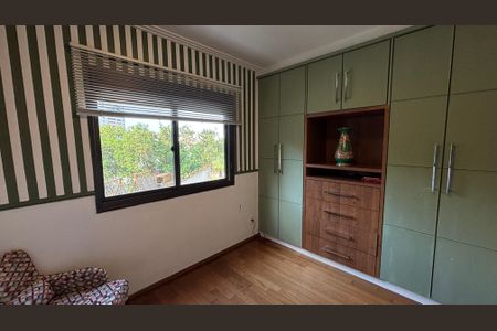 Apartamento à venda com 168m², 3 quartos e 3 vagasQuarto