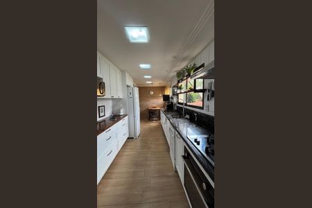 Apartamento à venda com 168m², 3 quartos e 3 vagasCozinha