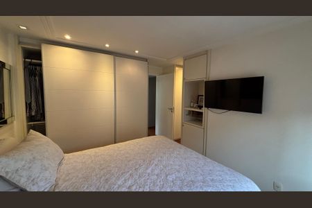 Apartamento à venda com 168m², 3 quartos e 3 vagasSuite