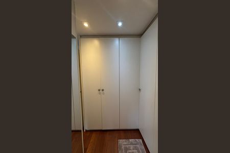 Apartamento à venda com 168m², 3 quartos e 3 vagasSuite Closet