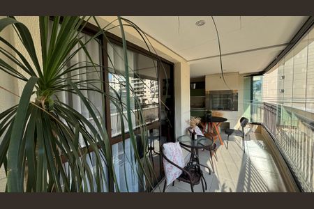 Apartamento à venda com 168m², 3 quartos e 3 vagasSala - Sala de Jantar Varanda