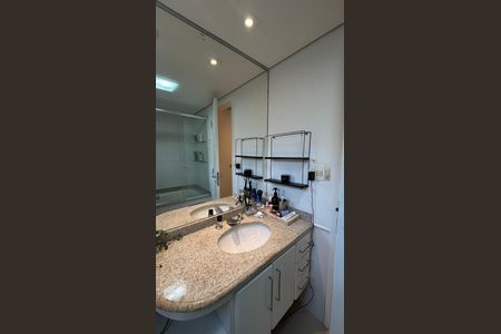 Apartamento à venda com 168m², 3 quartos e 3 vagasBanheiro da Suíte