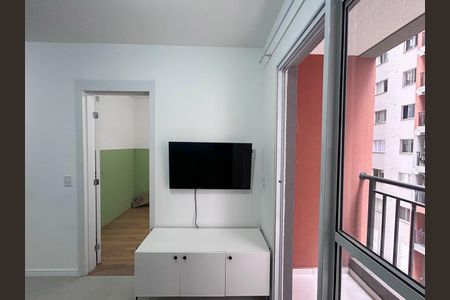 Sala  de apartamento à venda com 2 quartos, 38m² em Vila Isa, São Paulo