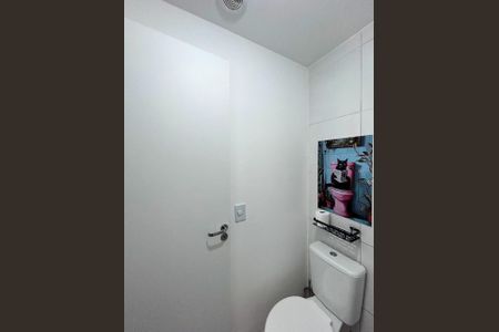 Apartamento para alugar com 38m², 2 quartos e sem vaga Apartamento para alugar com 38m², 2 quartos e sem vagaBanheiro Social