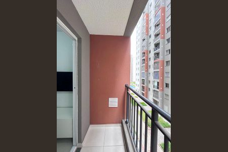 Apartamento para alugar com 38m², 2 quartos e sem vaga Apartamento para alugar com 38m², 2 quartos e sem vagaVaranda