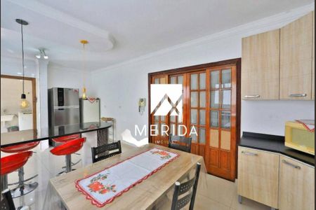 Casa à venda com 333m², 3 quartos e 4 vagas