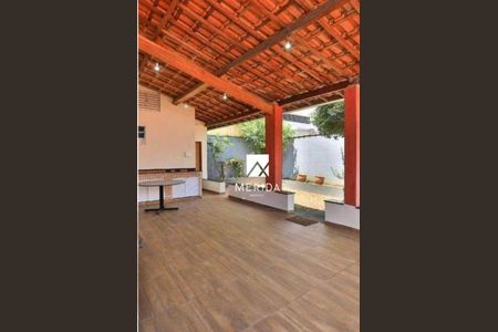 Casa à venda com 333m², 3 quartos e 4 vagas