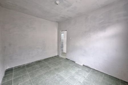 Quarto de casa para alugar com 2 quartos, 68m² em Parque Paulista, Duque de Caxias