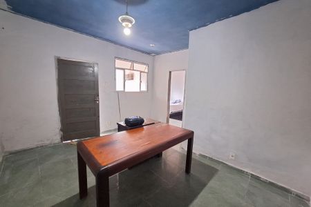 Sala  de casa para alugar com 2 quartos, 68m² em Parque Paulista, Duque de Caxias