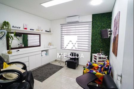 Casa à venda com 3 quartos, 225m² em Vila Assunção, Santo André