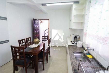 Casa à venda com 3 quartos, 225m² em Vila Assunção, Santo André