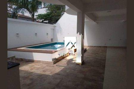 Casa à venda com 162m², 2 quartos e 3 vagas