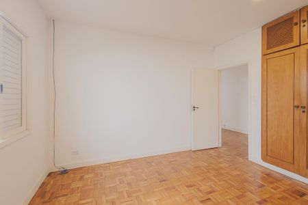 Casa à venda com 451m², 3 quartos e 2 vagasQuarto 1