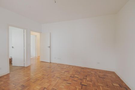 Casa à venda com 451m², 3 quartos e 2 vagasSuíte