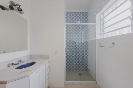 Casa à venda com 451m², 3 quartos e 2 vagasBanheiro