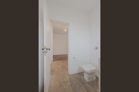 Casa à venda com 451m², 3 quartos e 2 vagasLavabo