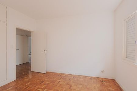 Casa à venda com 451m², 3 quartos e 2 vagasQuarto 2