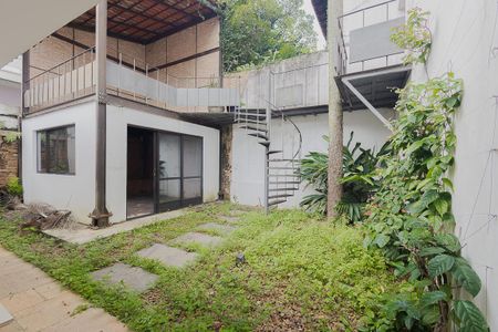 Casa à venda com 451m², 3 quartos e 2 vagasJardim