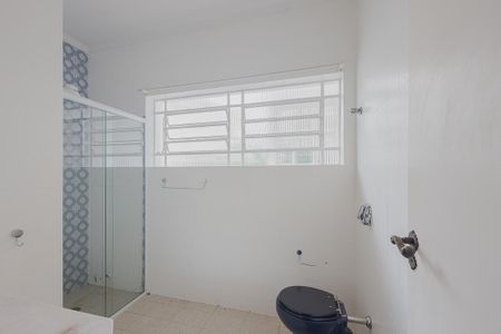 Casa à venda com 451m², 3 quartos e 2 vagasBanheiro